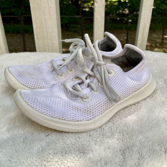 Allbirds Tree Runners Classic White Breathable Sneaker - Picture 2 of 9